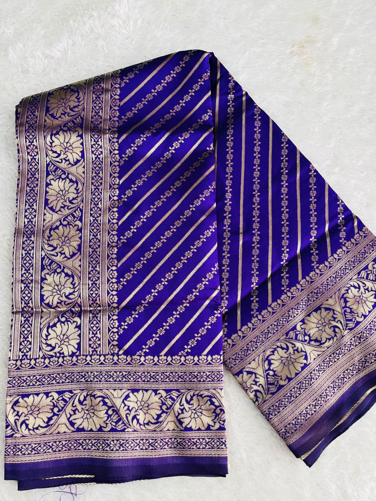 AD 1556 Designer Soft Banarasi Silk Sarees Wholesale Shop In Surat